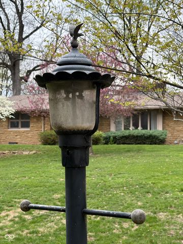 2140 W Stop 11 Road, Indianapolis, IN 46217