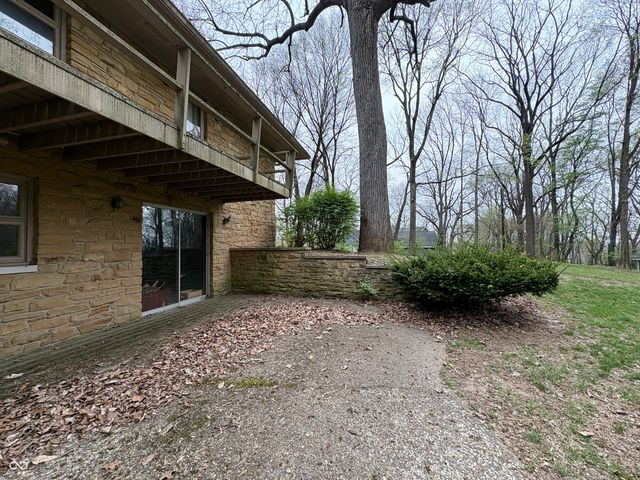 2140 W Stop 11 Road, Indianapolis, IN 46217