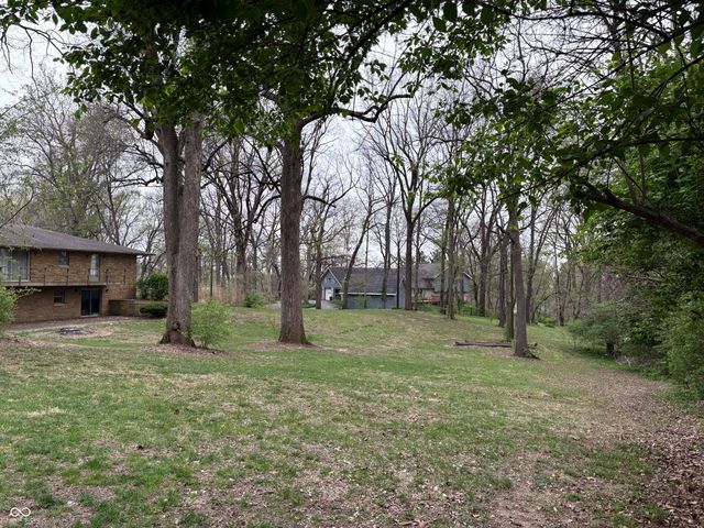 2140 W Stop 11 Road, Indianapolis, IN 46217