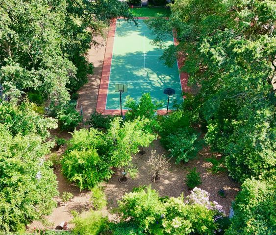 4609 North Ave, Sacramento, CA 95821