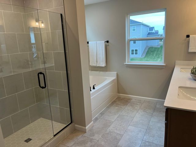 10390 Duval Road, Woodbury, MN 55129