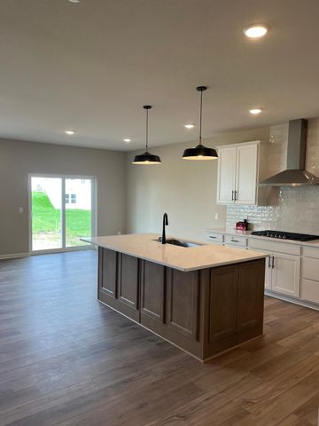 10390 Duval Road, Woodbury, MN 55129