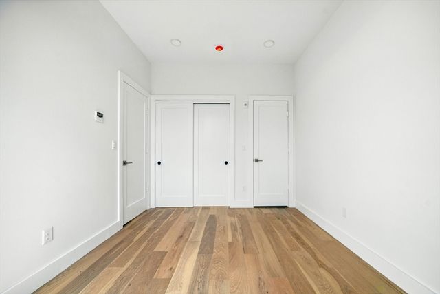 38 Hichborn 203, Boston, MA 02135