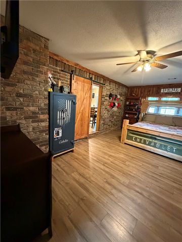 13579 Highway 21, Ozone, AR 72854