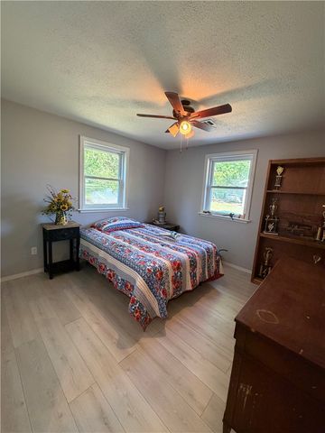 13579 Highway 21, Ozone, AR 72854