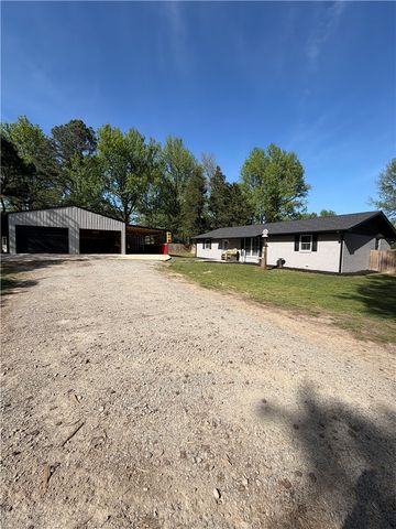 13579 Highway 21, Ozone, AR 72854