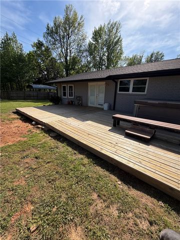 13579 Highway 21, Ozone, AR 72854