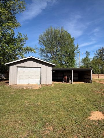 13579 Highway 21, Ozone, AR 72854