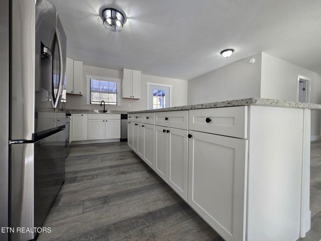 1316 Ditney Tr, Pioneer, TN 37847