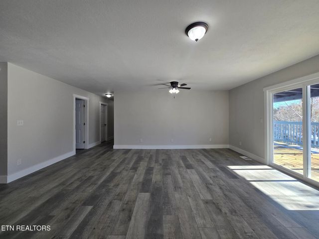 1316 Ditney Tr, Pioneer, TN 37847