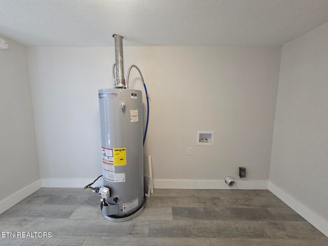 1316 Ditney Tr, Pioneer, TN 37847