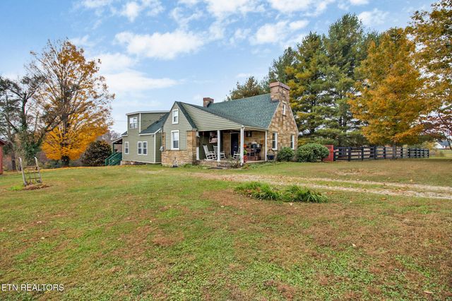 866 Open Range Rd, Crossville, TN 38555