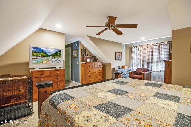 866 Open Range Rd, Crossville, TN 38555