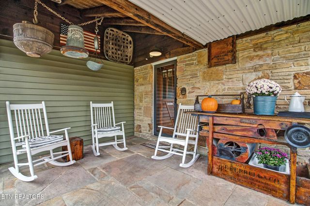 866 Open Range Rd, Crossville, TN 38555