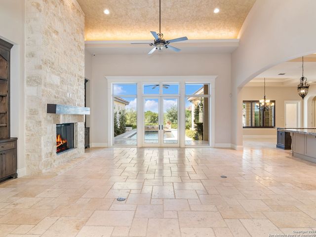 211 Wellesley Landing, Shavano Park, TX 78231