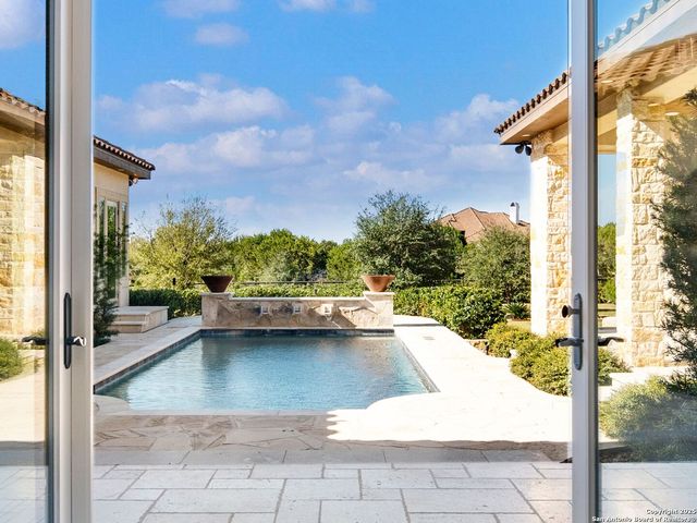 211 Wellesley Landing, Shavano Park, TX 78231