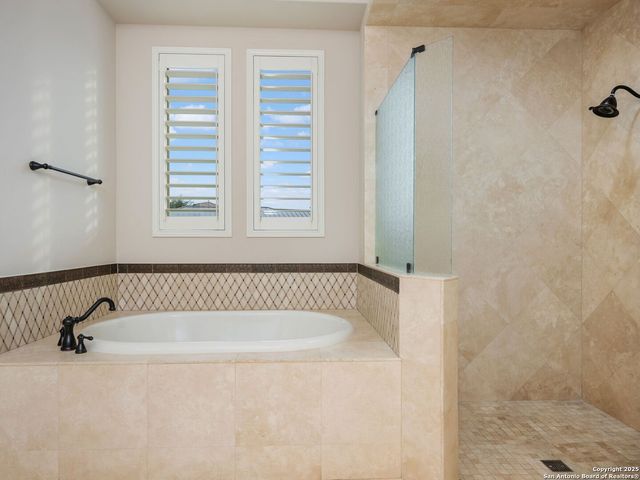 211 Wellesley Landing, Shavano Park, TX 78231