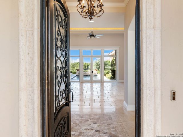 211 Wellesley Landing, Shavano Park, TX 78231