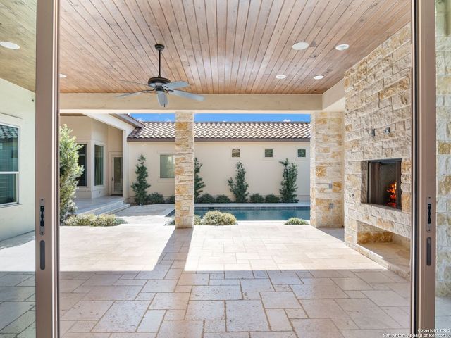 211 Wellesley Landing, Shavano Park, TX 78231