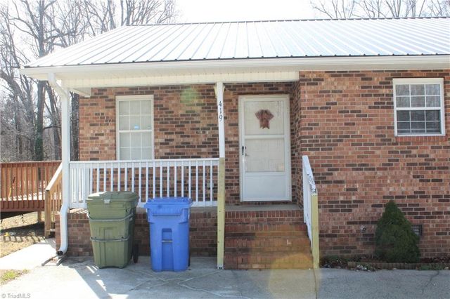 419 - 421 Claratom Drive, Winston-salem, NC 27107