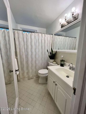 3015 Brownsboro Rd APT 1, Louisville, KY 40206