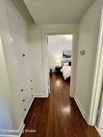 3015 Brownsboro Rd APT 1, Louisville, KY 40206