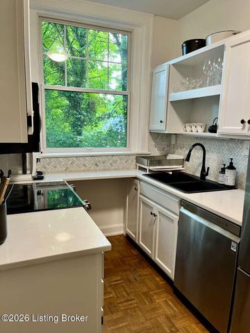 3015 Brownsboro Rd APT 1, Louisville, KY 40206