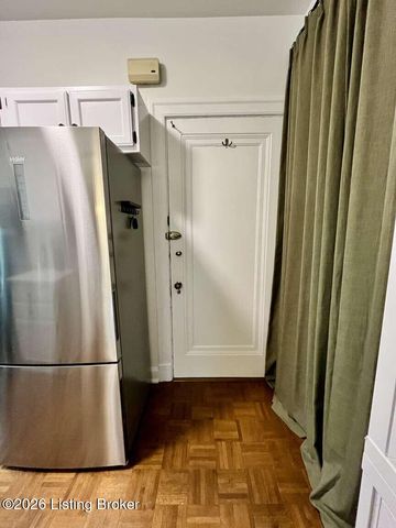 3015 Brownsboro Rd APT 1, Louisville, KY 40206