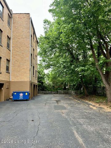 3015 Brownsboro Rd APT 1, Louisville, KY 40206