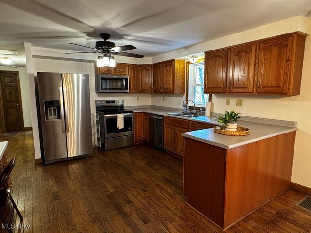 208 Northern Drive, Millersburg, OH 44654