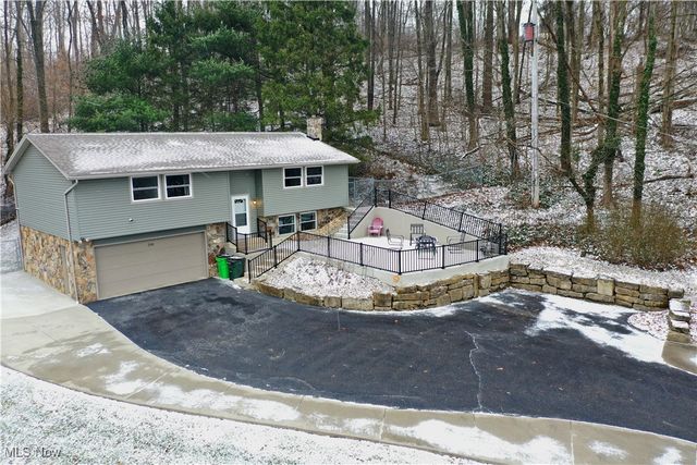 208 Northern Drive, Millersburg, OH 44654