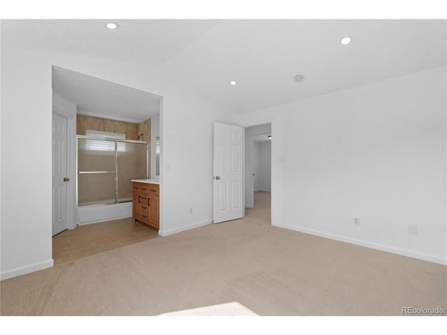 5160 E 120th Pl, Thornton, CO 80241