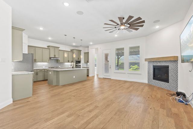 2201 LagunA Drive, Rowlett, TX 75088