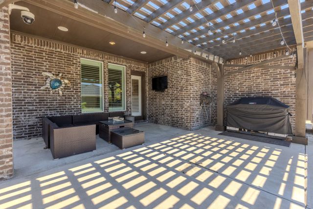 2201 LagunA Drive, Rowlett, TX 75088
