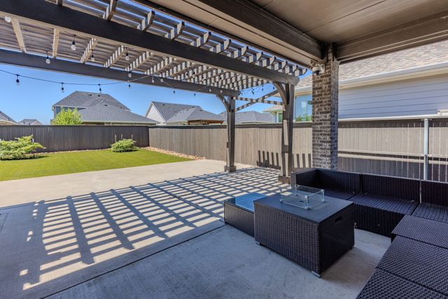 2201 LagunA Drive, Rowlett, TX 75088