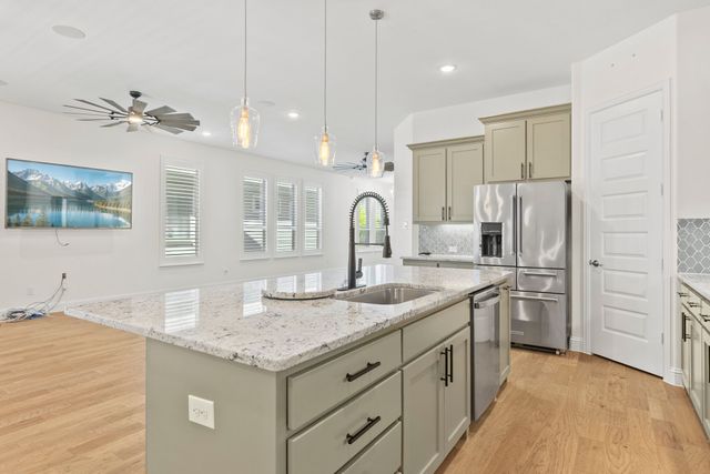 2201 LagunA Drive, Rowlett, TX 75088