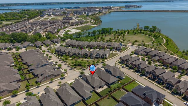 2201 LagunA Drive, Rowlett, TX 75088