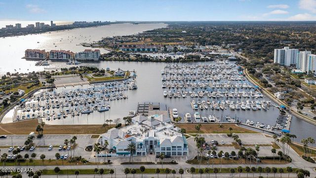 404 S Beach St Apt 1201, Daytona Beach, FL 32114