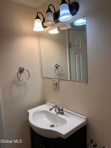 2332 Turner Avenue, Schenectady, NY 12306