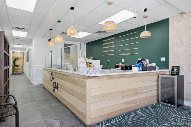 22701 Michigan Avenue, Dearborn, MI 48124