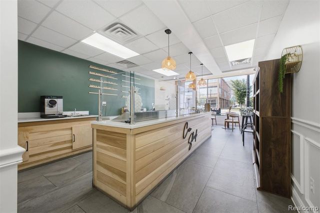 22701 Michigan Avenue, Dearborn, MI 48124