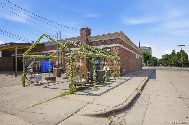 22701 Michigan Avenue, Dearborn, MI 48124