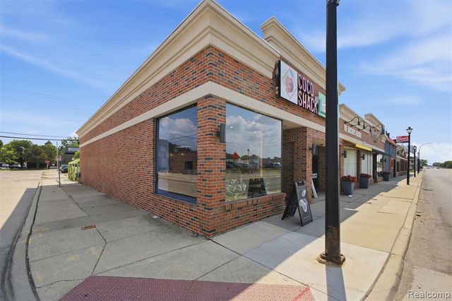 22701 Michigan Avenue, Dearborn, MI 48124