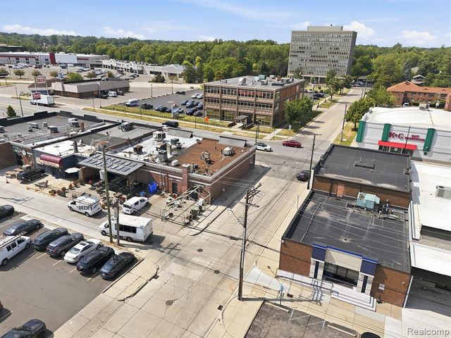 22701 Michigan Avenue, Dearborn, MI 48124