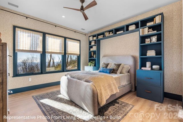 167 Summit Tower Circle, Asheville, NC 28804