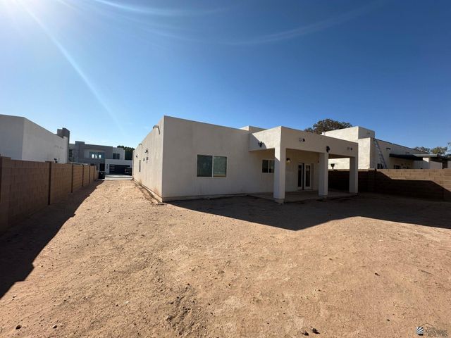 382 N Xcaret Ct, Somerton, AZ 85350