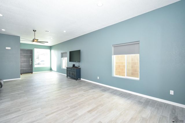 382 N Xcaret Ct, Somerton, AZ 85350