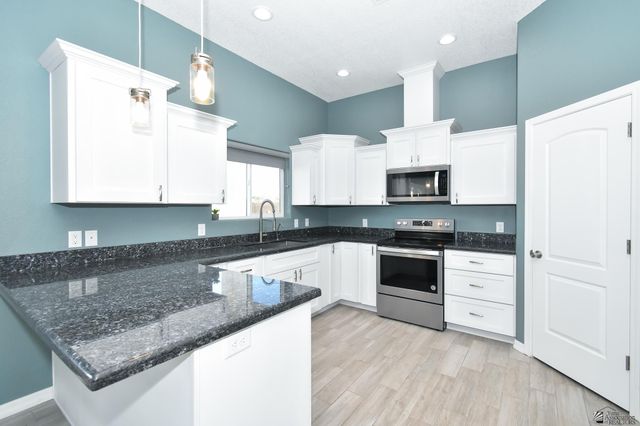 382 N Xcaret Ct, Somerton, AZ 85350