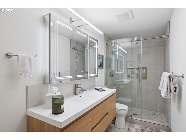 835 Ne 33RD Ave, Portland, OR 97232