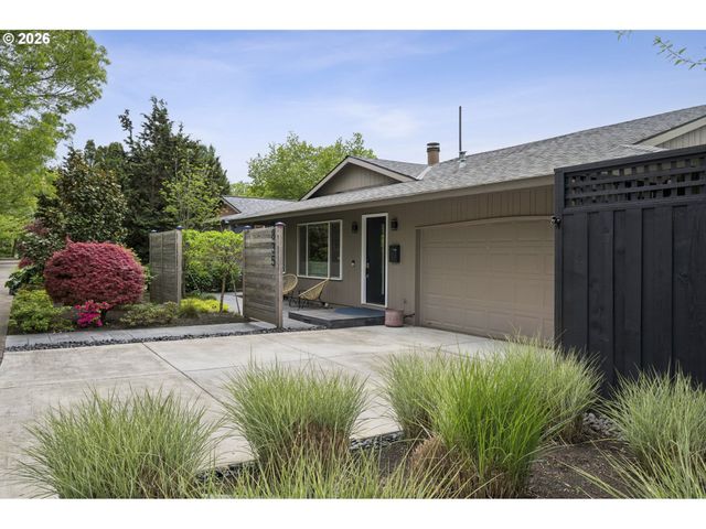 835 Ne 33RD Ave, Portland, OR 97232